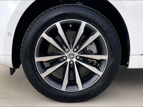 New 2026 Jaguar F-PACE R-Dynamic S image 15