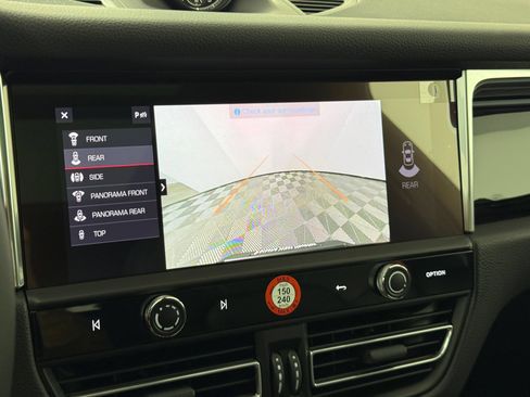 Certified 2026 Porsche Macan AWD/4WD image 20