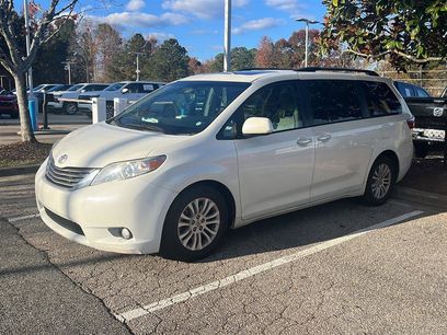 Used 2017 Toyota Sienna XLE