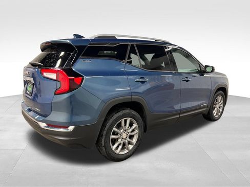 Certified 2024 GMC Terrain SLT AWD/4WD image 9