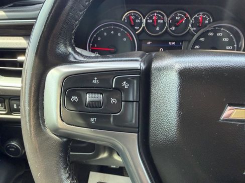 Used 2021 Chevrolet Suburban LT RWD image 48