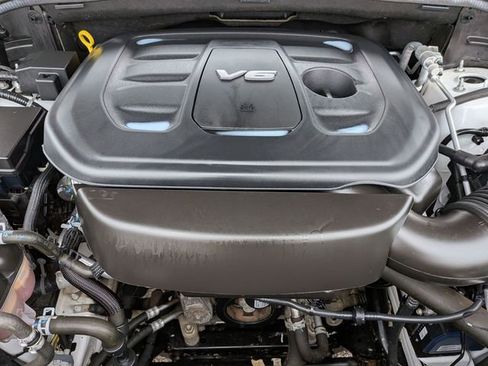 Used 2019 Jeep Grand Cherokee Limited w/ Trailer Tow Group IV image 32