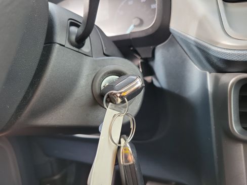 Used 2023 Ford Maverick XL image 19