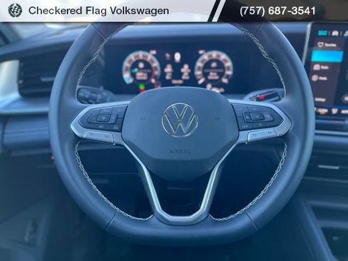 New 2026 Volkswagen Tiguan SE AWD/4WD image 34
