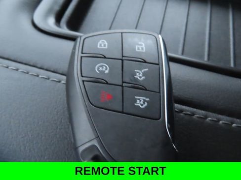 Used 2024 Chevrolet Suburban LT w/ Luxury Package image 41