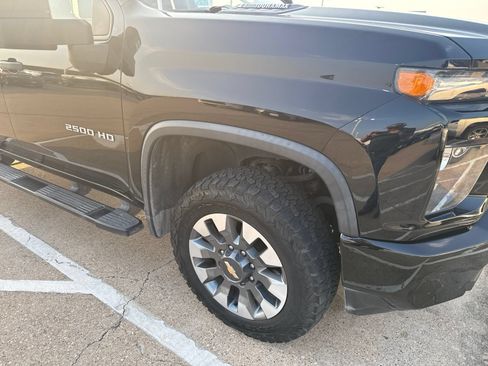 Used 2022 Chevrolet Silverado 2500 Custom w/ Custom Convenience Package AWD/4WD image 6