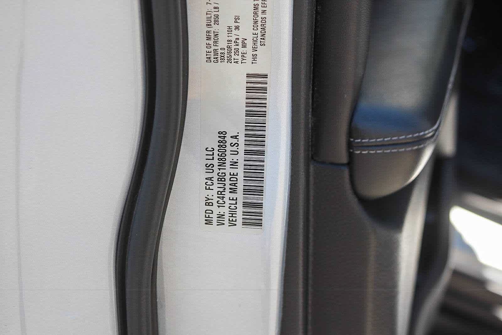 Used 2022 Jeep Grand Cherokee L Limited RWD image 29