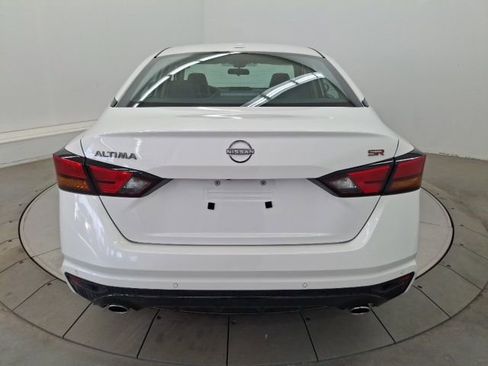 Used 2024 Nissan Altima 2.5 SR image 6