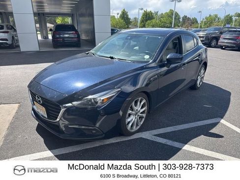 Used 2017 MAZDA MAZDA3 Grand Touring w/ Premium Equipment Package FWD image 2