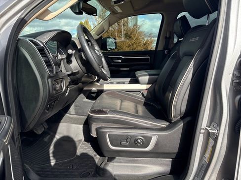 Used 2020 RAM 1500 Laramie image 12