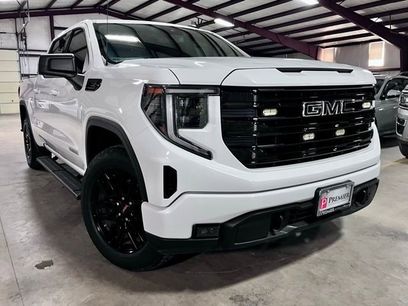 Used 2024 GMC Sierra 1500 Elevation