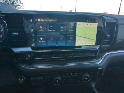 Used 2025 Chevrolet Silverado 2500 LTZ w/ LTZ Premium Package image 13