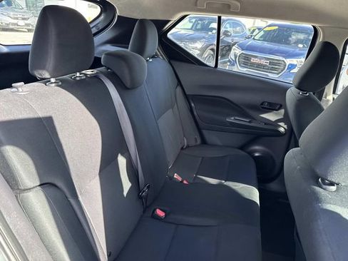 Used 2024 Nissan Kicks S FWD image 9