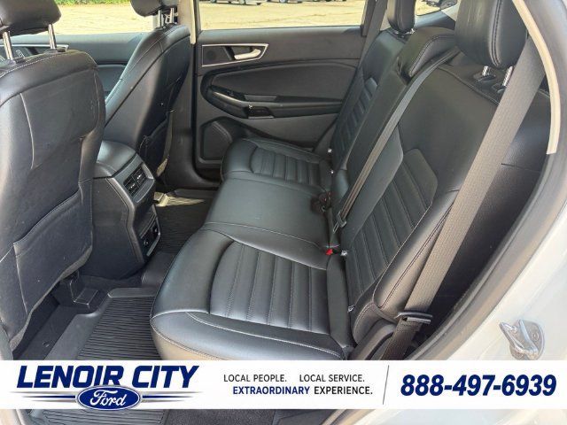 Certified 2023 Ford Edge SEL w/ Convenience Package AWD/4WD image 11