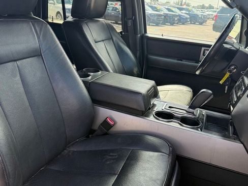 Used 2013 Ford Expedition Limited RWD image 11