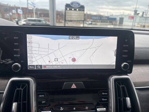 Used 2023 Kia Sorento X-Line EX image 15