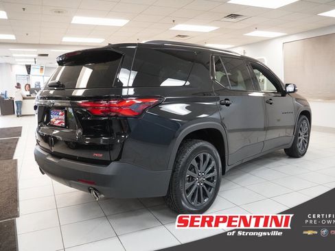 Certified 2023 Chevrolet Traverse RS w/ LPO, Floor Liner Package image 11