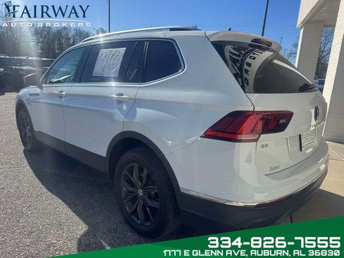 Used 2024 Volkswagen Tiguan SE image 8