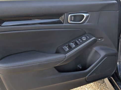 Certified 2025 Honda Civic Sport image 13