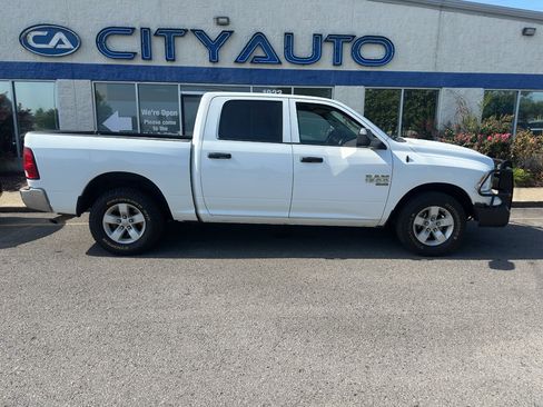 Used 2022 RAM 1500 Tradesman w/ Chrome Appearance Group AWD/4WD image 2