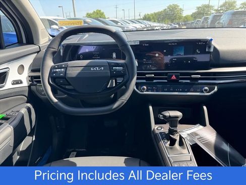 New 2026 Kia Sportage SX FWD image 10