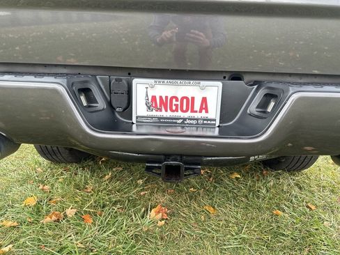 Used 2015 RAM 1500 Express image 5