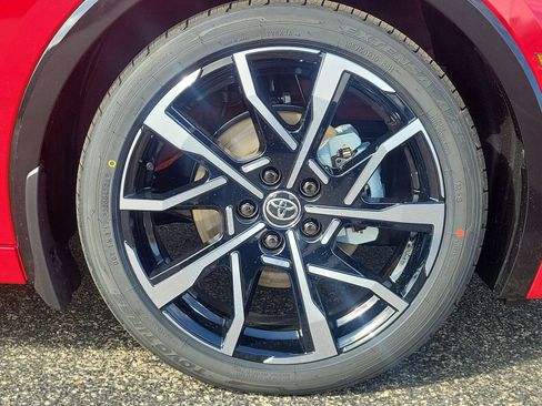 New 2026 Toyota Prius Plug-In Hybrid FWD image 5