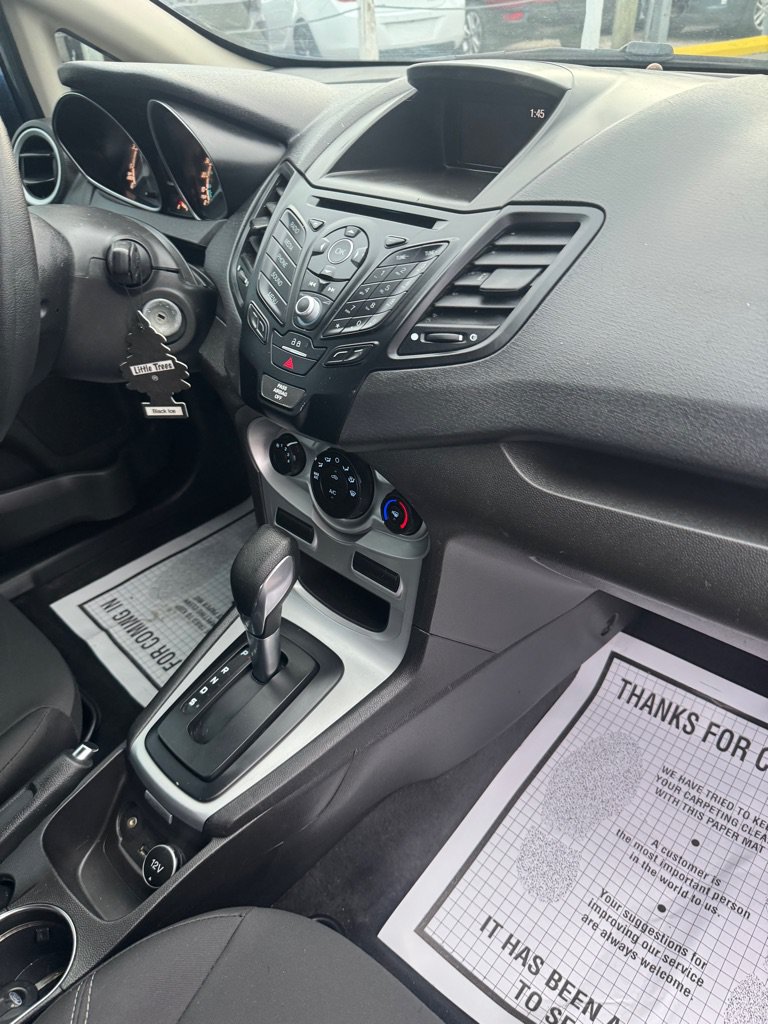 Used 2019 Ford Fiesta SE FWD image 12