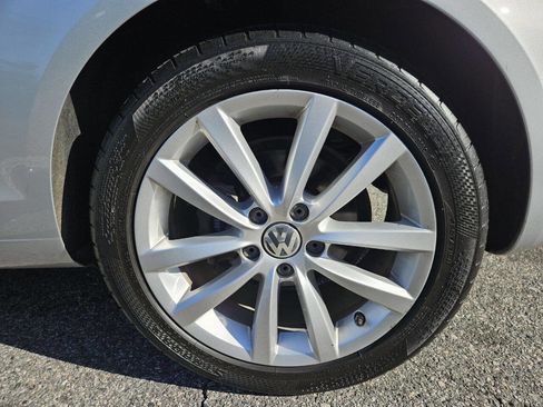 Used 2015 Volkswagen Eos Komfort image 27