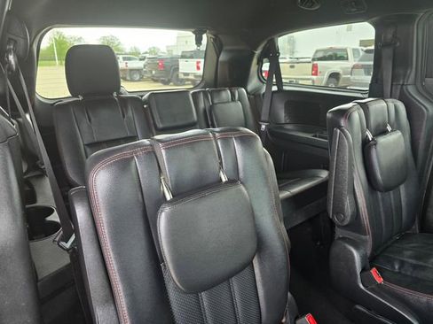 Used 2019 Dodge Grand Caravan GT FWD image 19