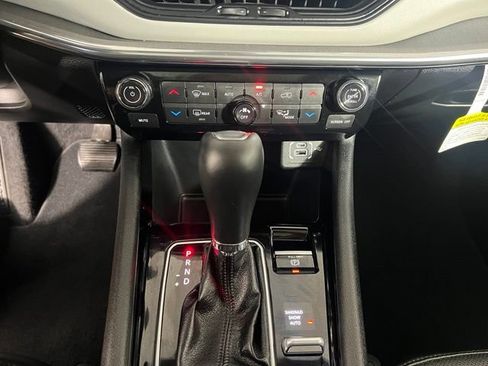 Used 2023 Jeep Compass Limited w/ Elite Group AWD/4WD image 22
