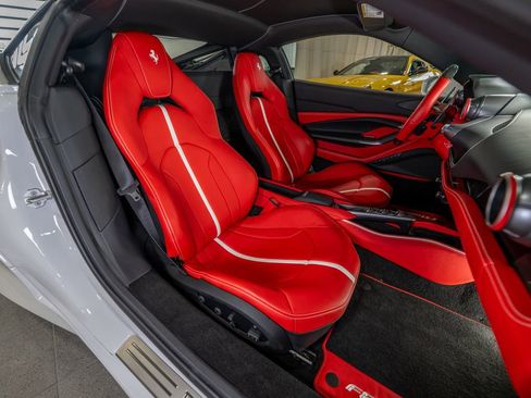 Certified 2022 Ferrari F8 Tributo RWD image 15