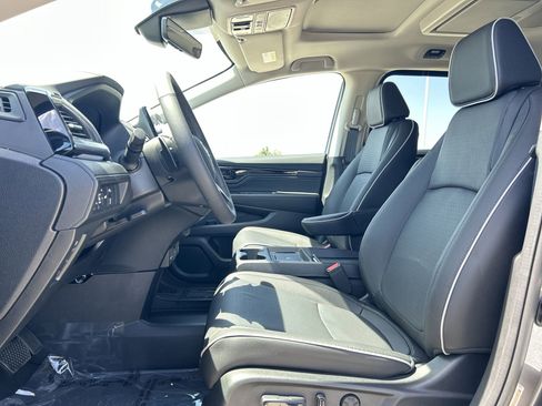 New 2026 Honda Odyssey Elite image 13