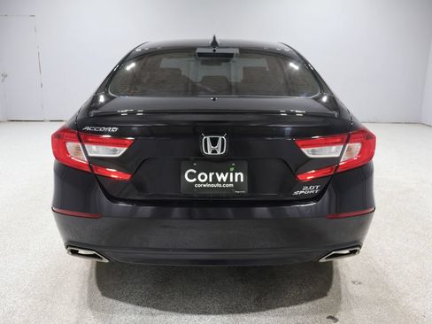 Used 2022 Honda Accord Sport image 3