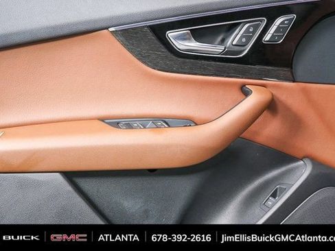 Used 2019 Audi Q7 3.0T Prestige w/ Prestige Package image 7