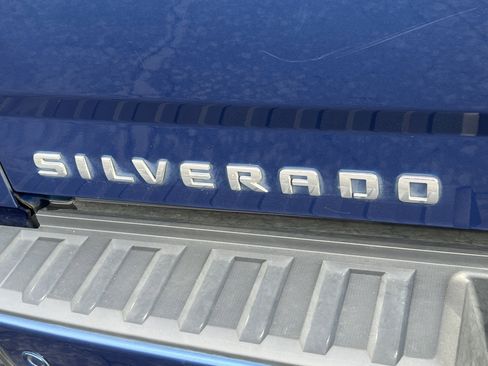 Used 2017 Chevrolet Silverado 1500 High Country image 9