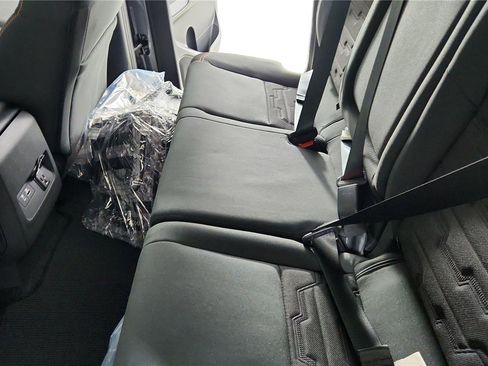 Certified 2026 Nissan Frontier PRO-4X w/ Pro-4x Convenience Package image 25