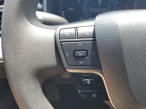 Used 2026 Toyota Camry LE w/ Convenience Package FWD image 19