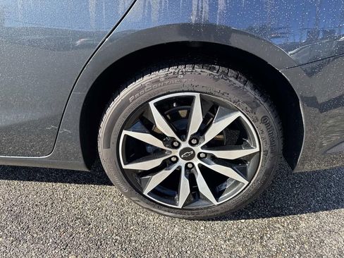 Used 2020 Chevrolet Malibu RS image 9