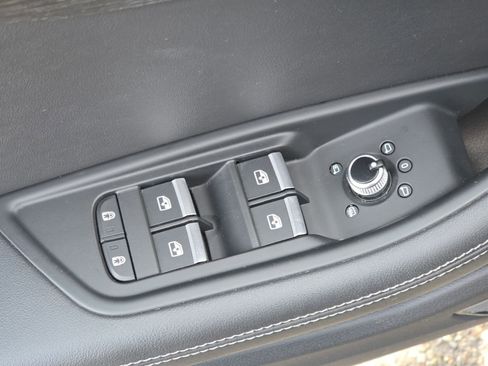 Used 2023 Audi A4 2.0T Premium Plus image 23