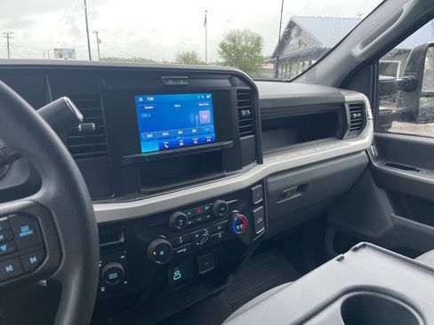 Used 2025 Ford F250 XL w/ STX Appearance Package image 25