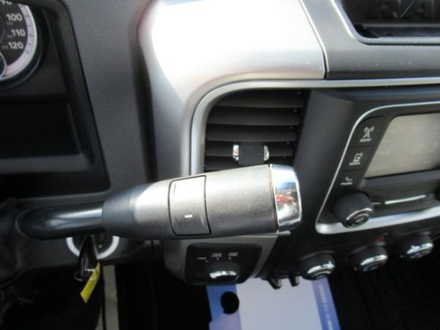 Used 2017 RAM 2500 SLT image 25