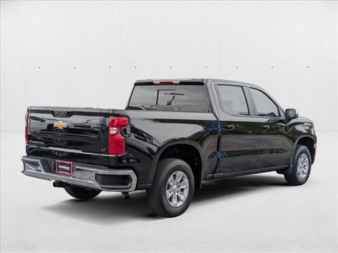 New 2026 Chevrolet Silverado 1500 LT w/ Convenience Package II image 2