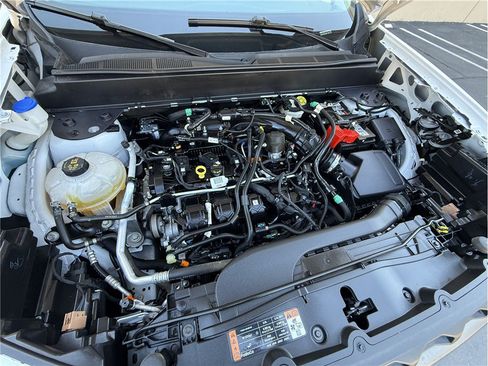 Used 2024 Ford Maverick XLT FWD image 22
