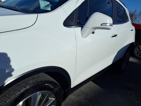 Used 2017 Buick Encore Preferred image 5