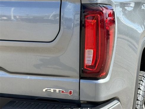 Certified 2021 GMC Sierra 1500 AT4 image 6
