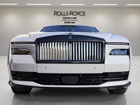 New 2026 Rolls-Royce Spectre Black Badge image 9