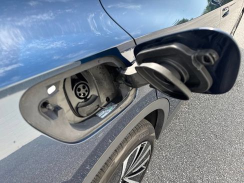 Certified 2023 Volkswagen ID.4 Pro S Plus AWD/4WD image 10