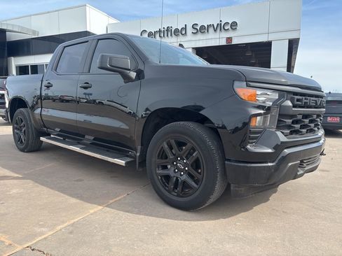 Used 2023 Chevrolet Silverado 1500 Custom RWD image 1