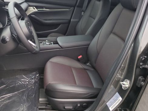 New 2026 MAZDA MAZDA3 Hatchback w/Premium Plus Pkg image 15